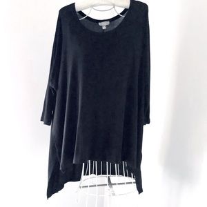 r2d Black tiered top